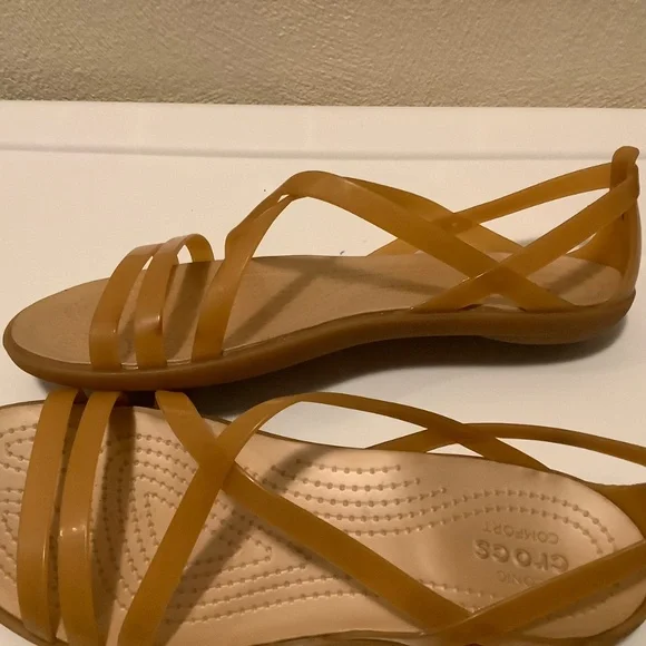 Crocs| Isabella Strappy Sandals, flexible Gemlite™ Straps Iconic Crocs Comfort 7 - Picture 7 of 11